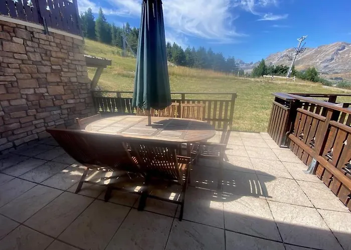 Joue Du Loup, Appartement F3, Pied Des Pistes